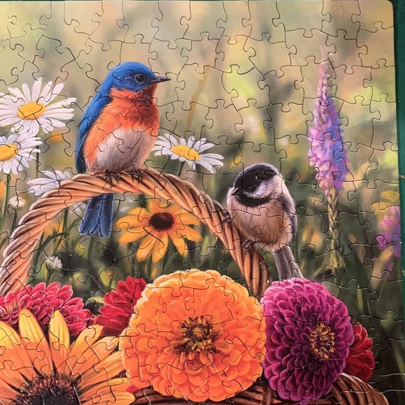 SALE!! 275 piece puzzle large pieces bouquet - Picture 7 of 10